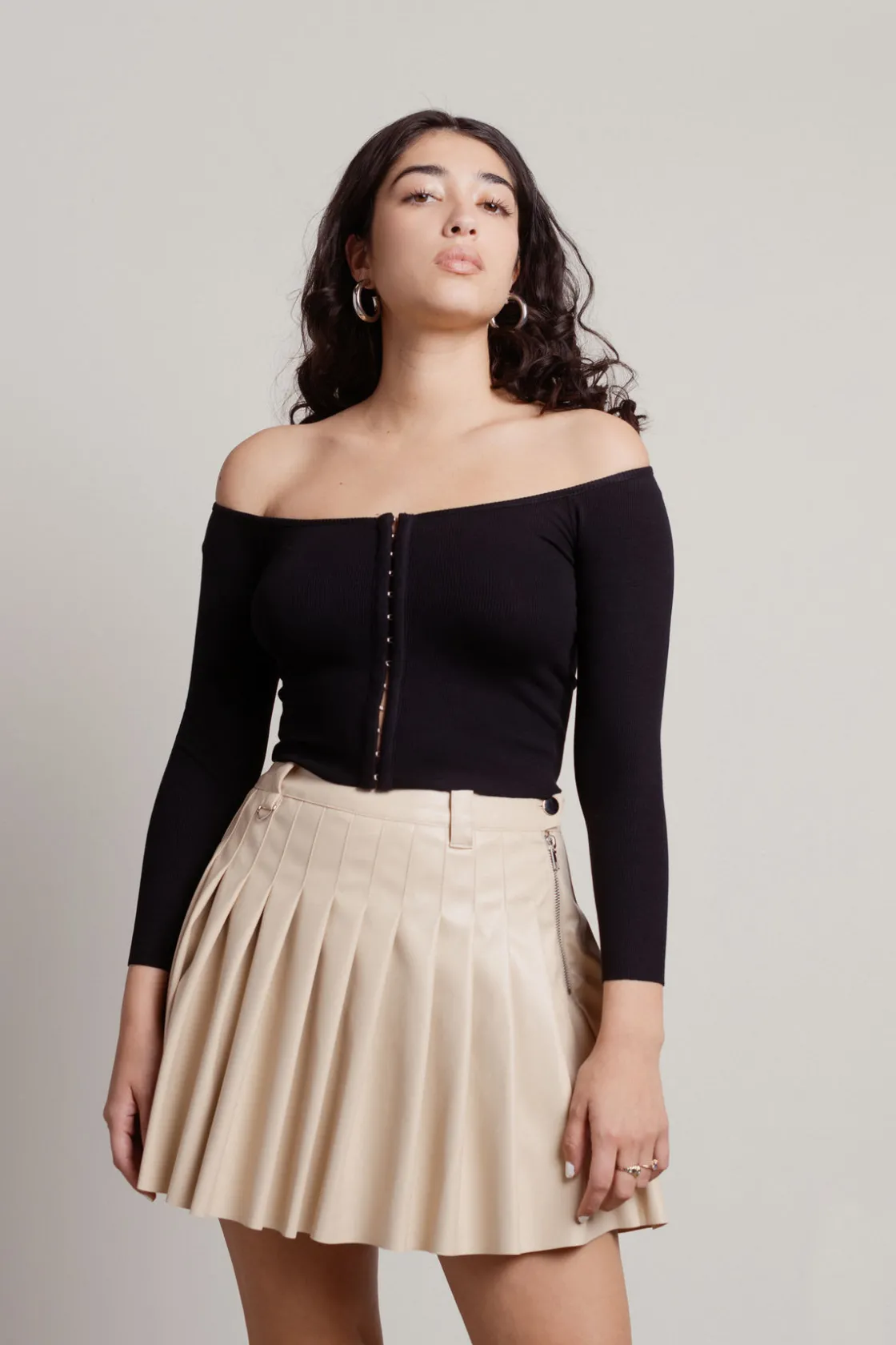 Tobi Abyl Off The Shoulder Top -