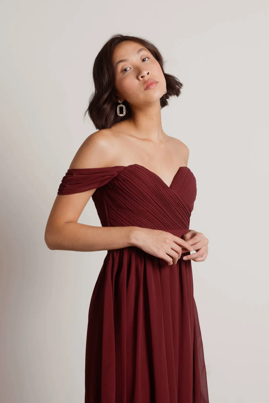 Tobi Adrienne Off The Shoulder Sweetheart Maxi Dress - Ivory