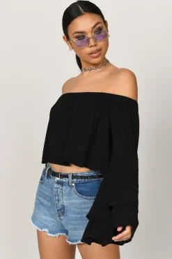Tobi Ami Crop Top - Black