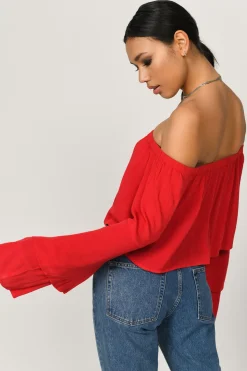 Tobi Ami Crop Top - Black