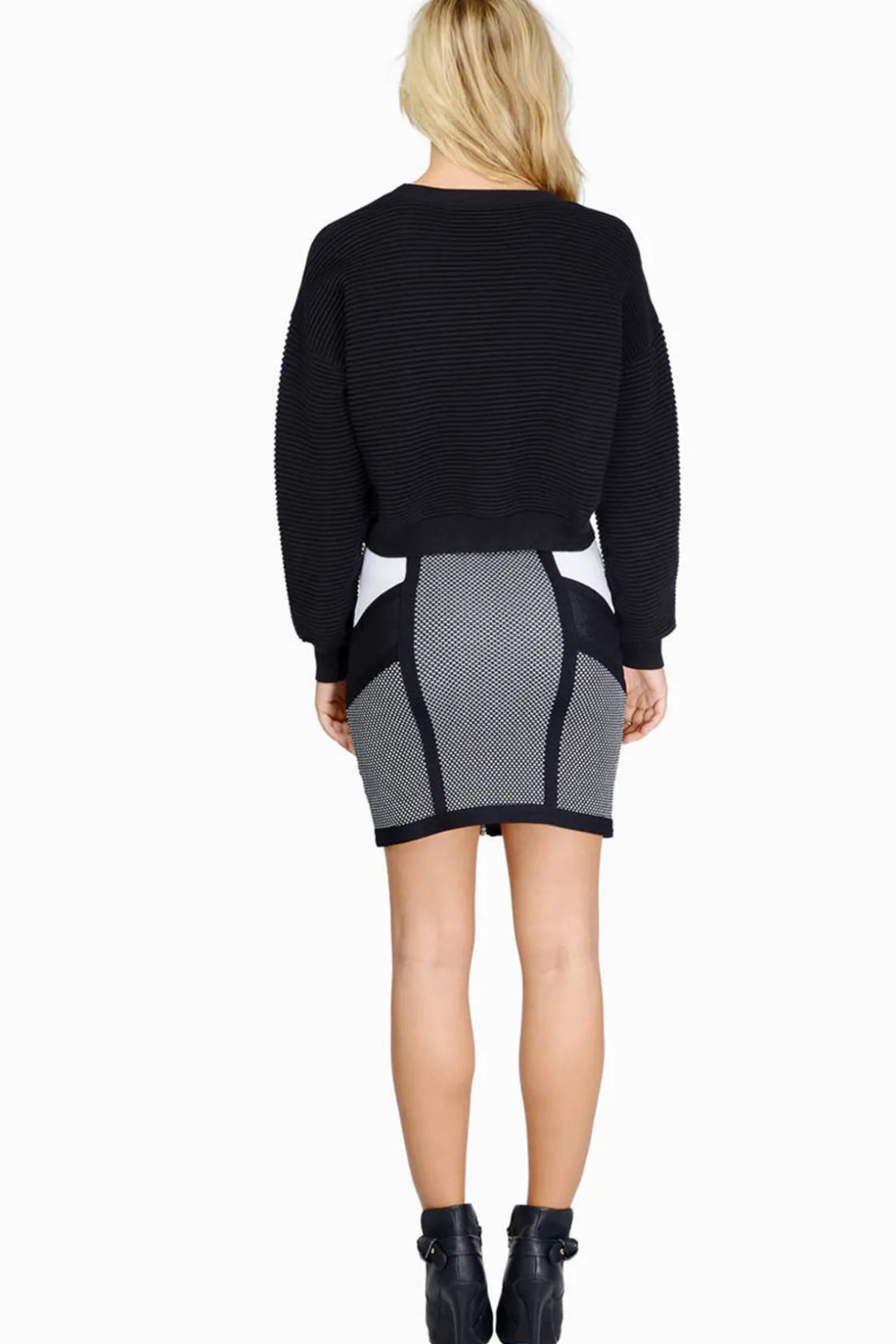 Tobi Around The Block Front Zipper Mini Skirt -