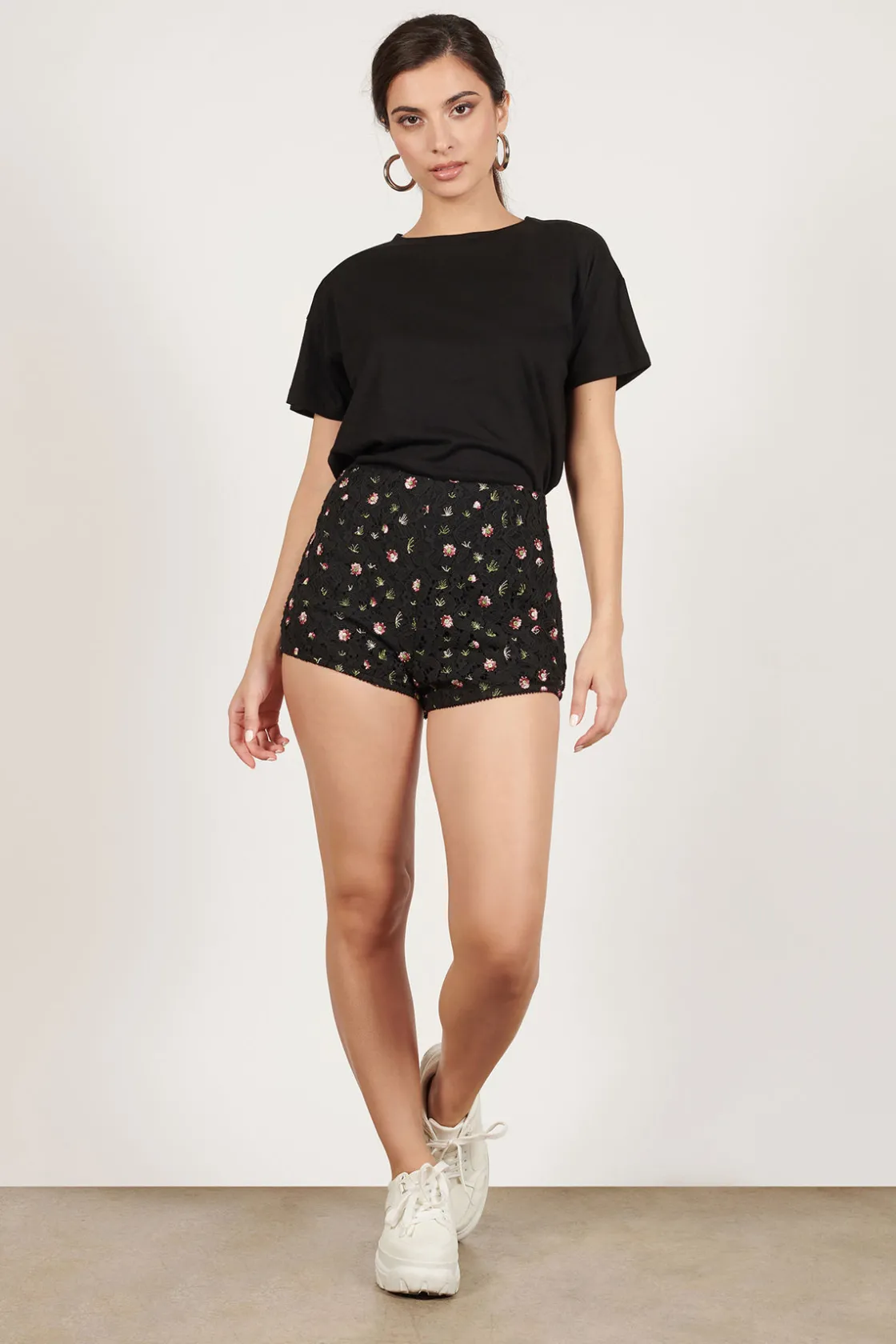 Tobi Ashleigh Floral Shorts -