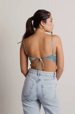 Tobi Behind Her Eyes Crop Top - Champagne