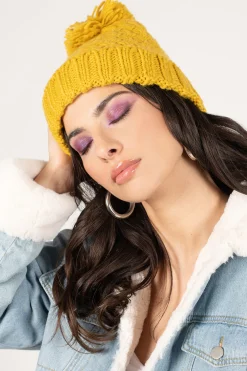 Tobi Blanca Knitted Beanie -