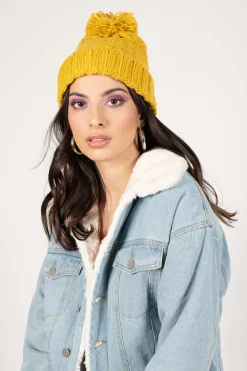 Tobi Blanca Knitted Beanie -