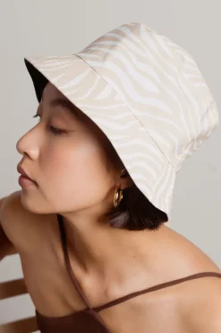 Tobi Blend In Zebra Bucket Hat -