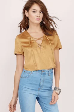 Tobi Born Free Crop Top -
