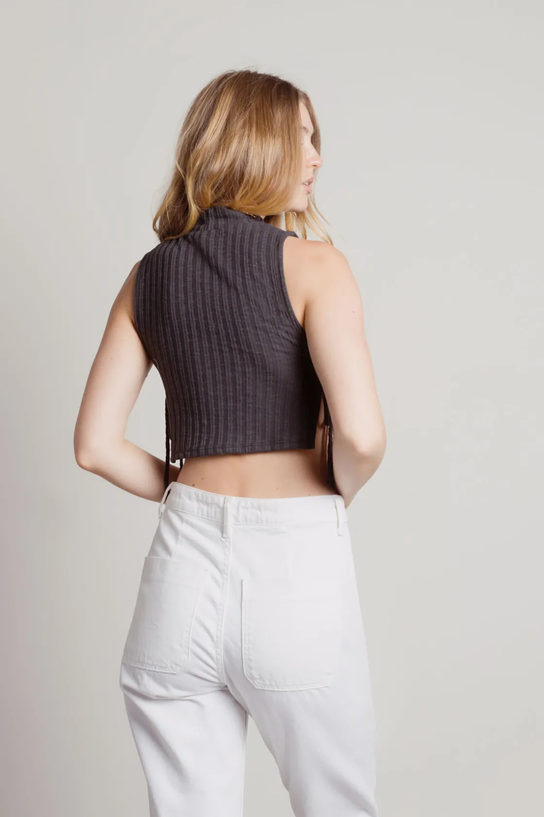 Tobi Can I Crop Top - Charcoal