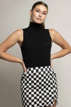 Tobi Cassie Ivory Ribbed Turtleneck Sleeveless Top