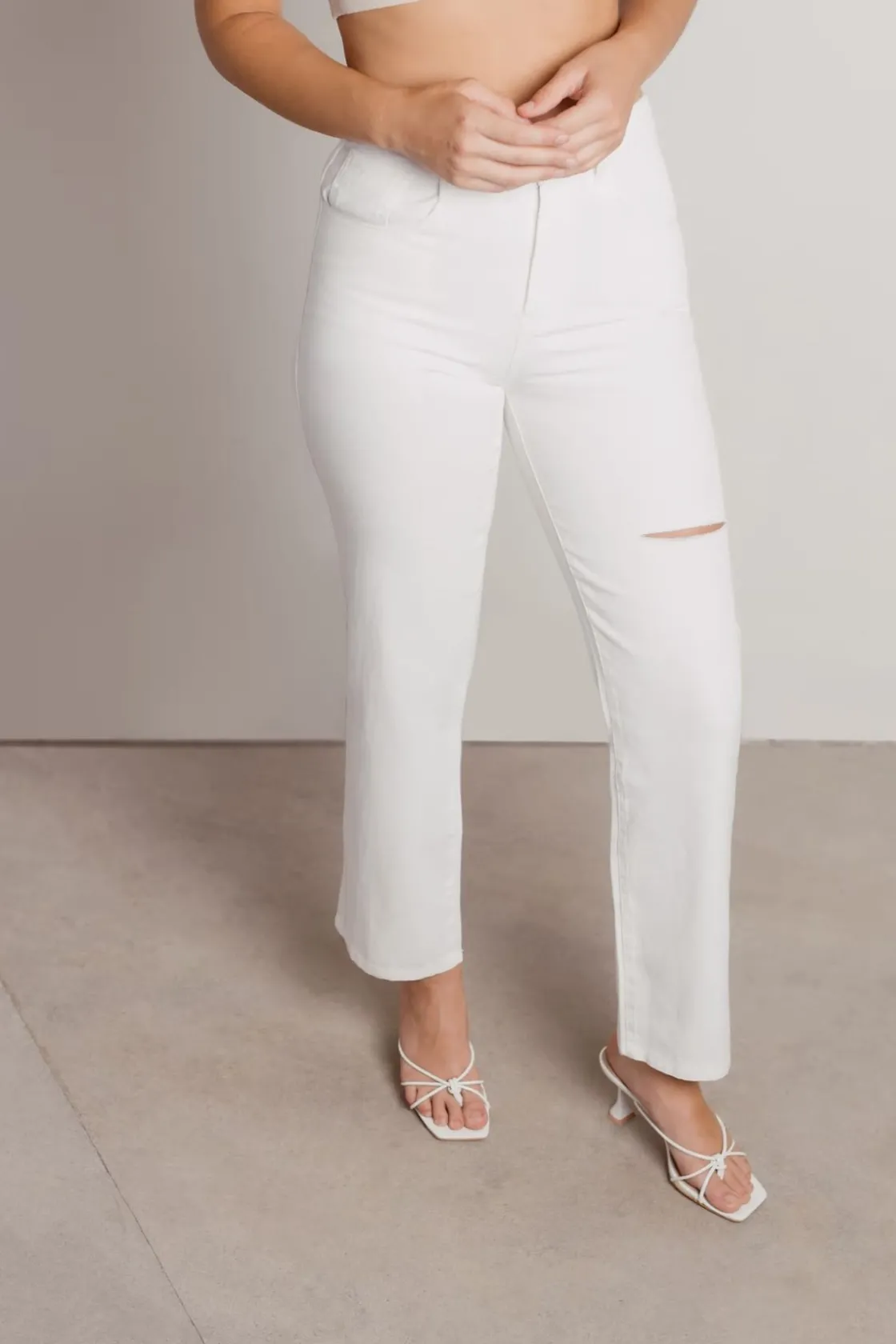 Tobi Castle Heights Straight Leg Jeans -