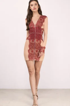 Tobi Command Attention Lace Bodycon Mini Dress -