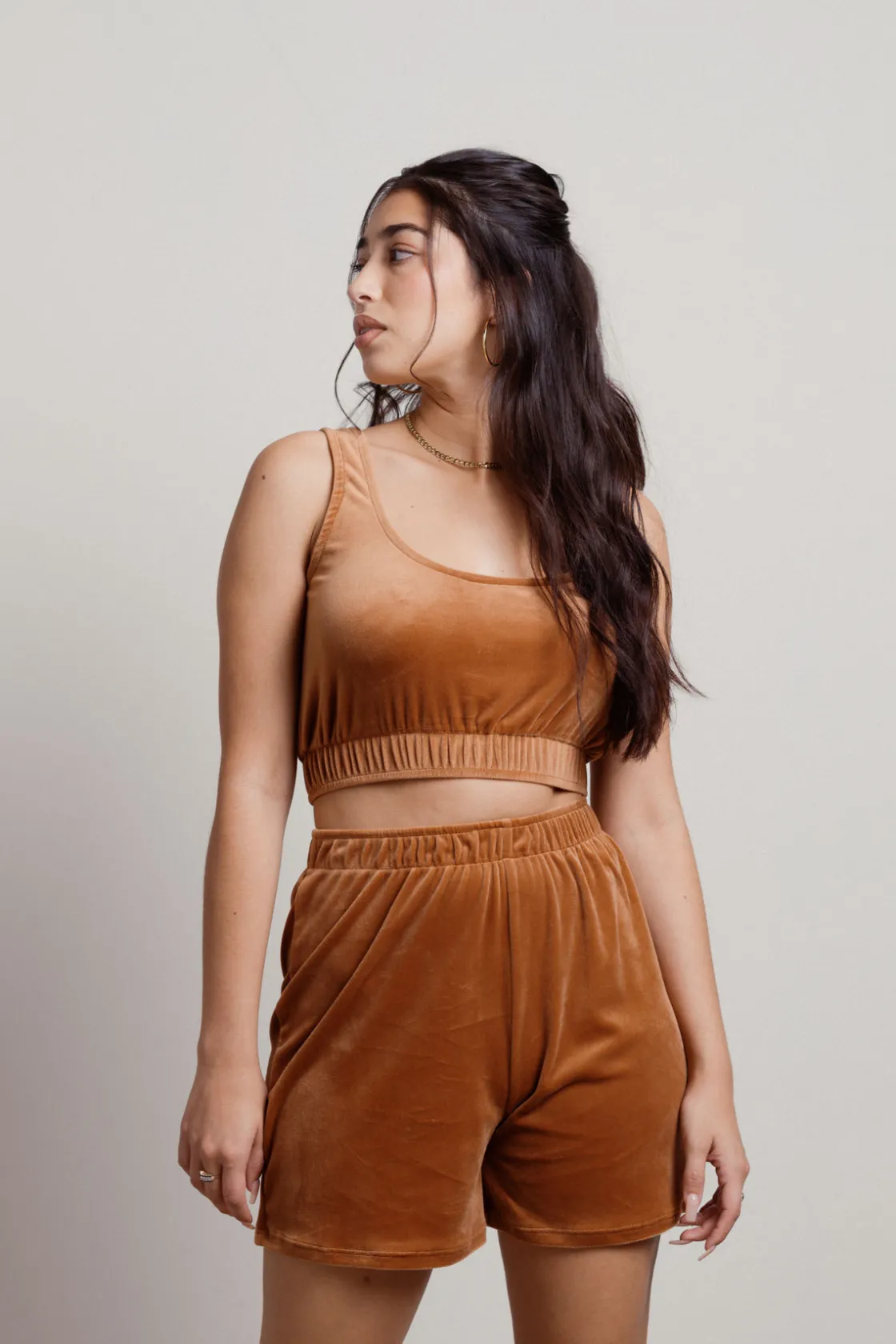 Tobi Cordae Velour Top And Short Lounge Set - Rust