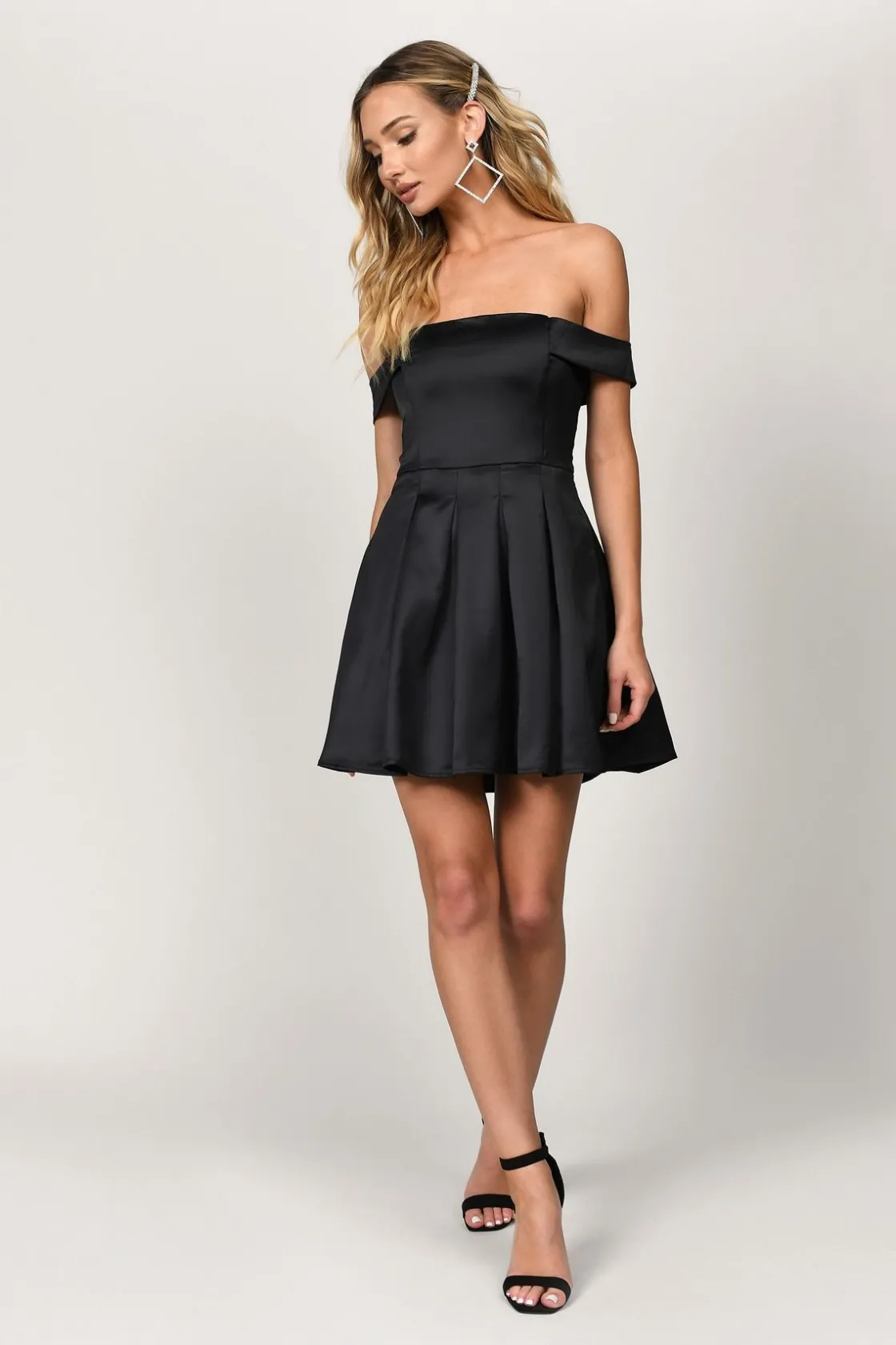 Tobi Daydream Off The Shoulder Skater Mini Dress - Black