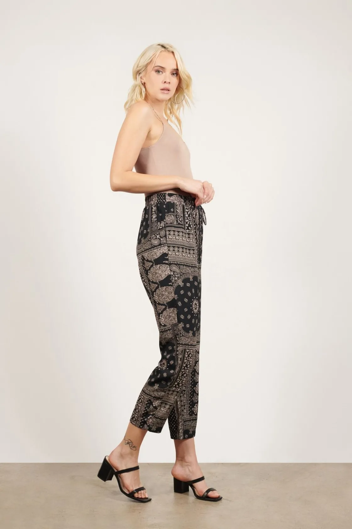 Tobi Elephante Cropped Pants -