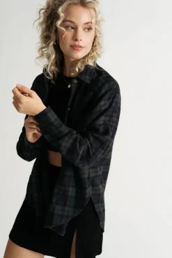 Tobi Emilian Flannel Shacket -