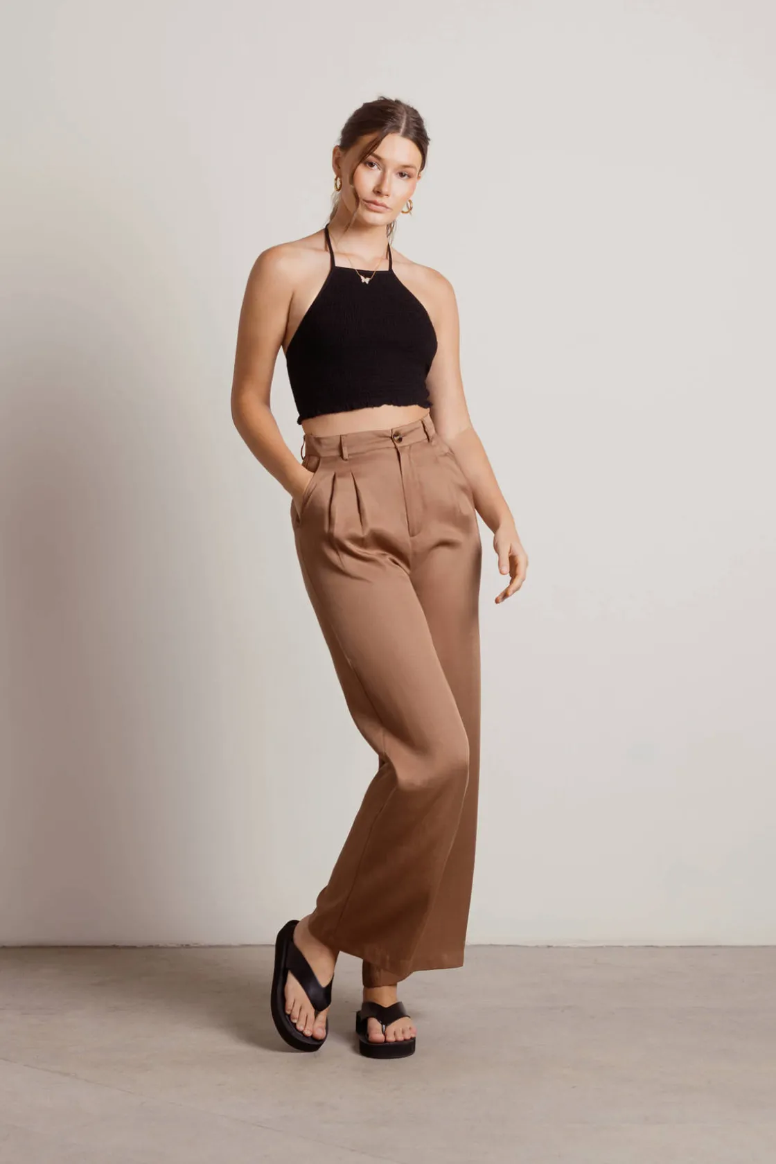 Tobi Feel Good Crop Top - Olive