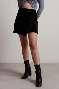 Tobi Flirty Girl Glitter Mini Skirt -