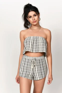 Tobi Fly Away Crop Top - Black