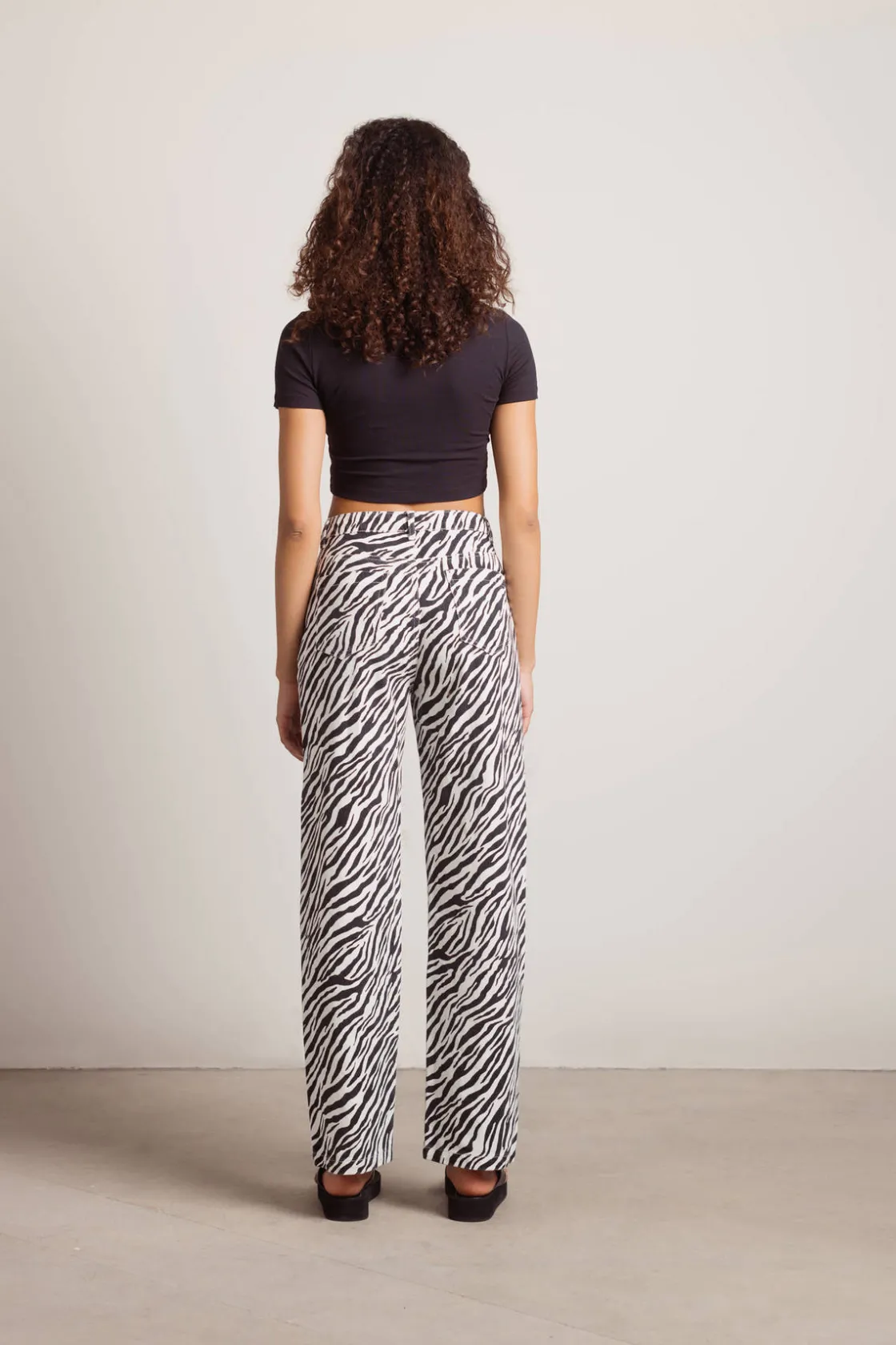 Tobi Gimme Attention Straight Leg Pants -