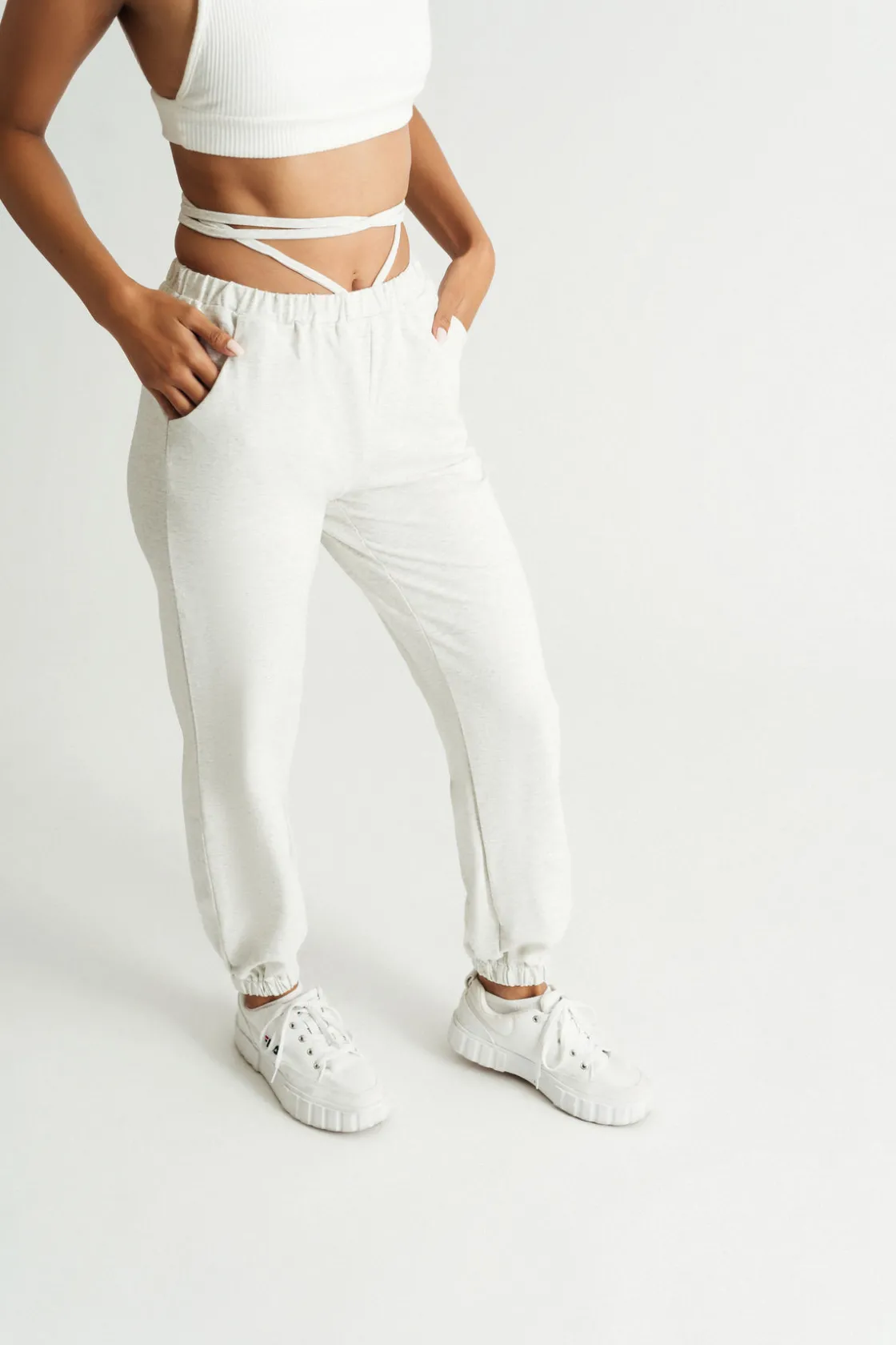 Tobi Going Nowhere Waist Tie Sweatpants - Black