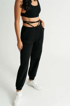 Tobi Going Nowhere Waist Tie Sweatpants - Black