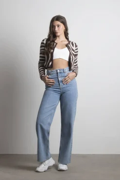 Tobi Granted Asylum Crop Cardigan -