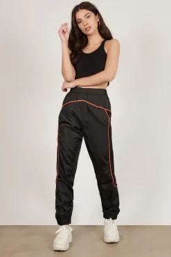 Tobi Izzy Jogger Pants -