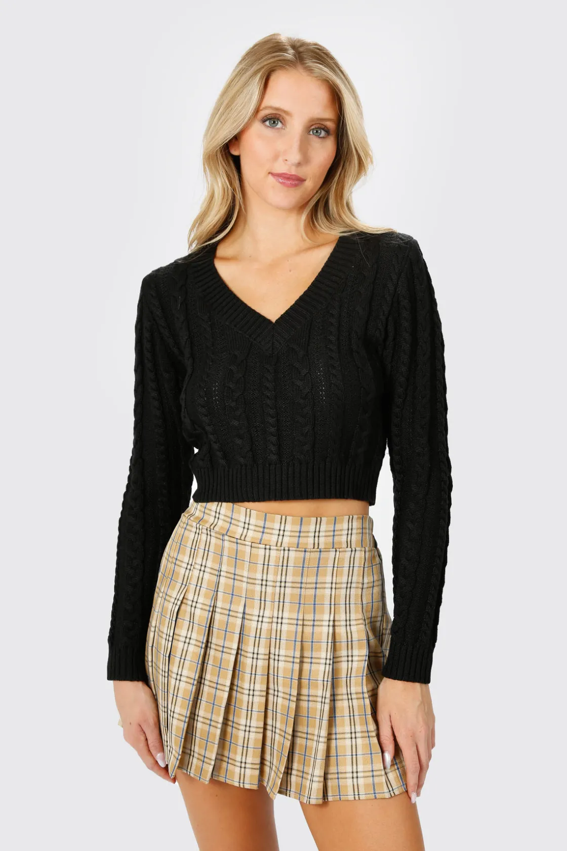 Tobi Jessenia Cable Knit Sweater - White