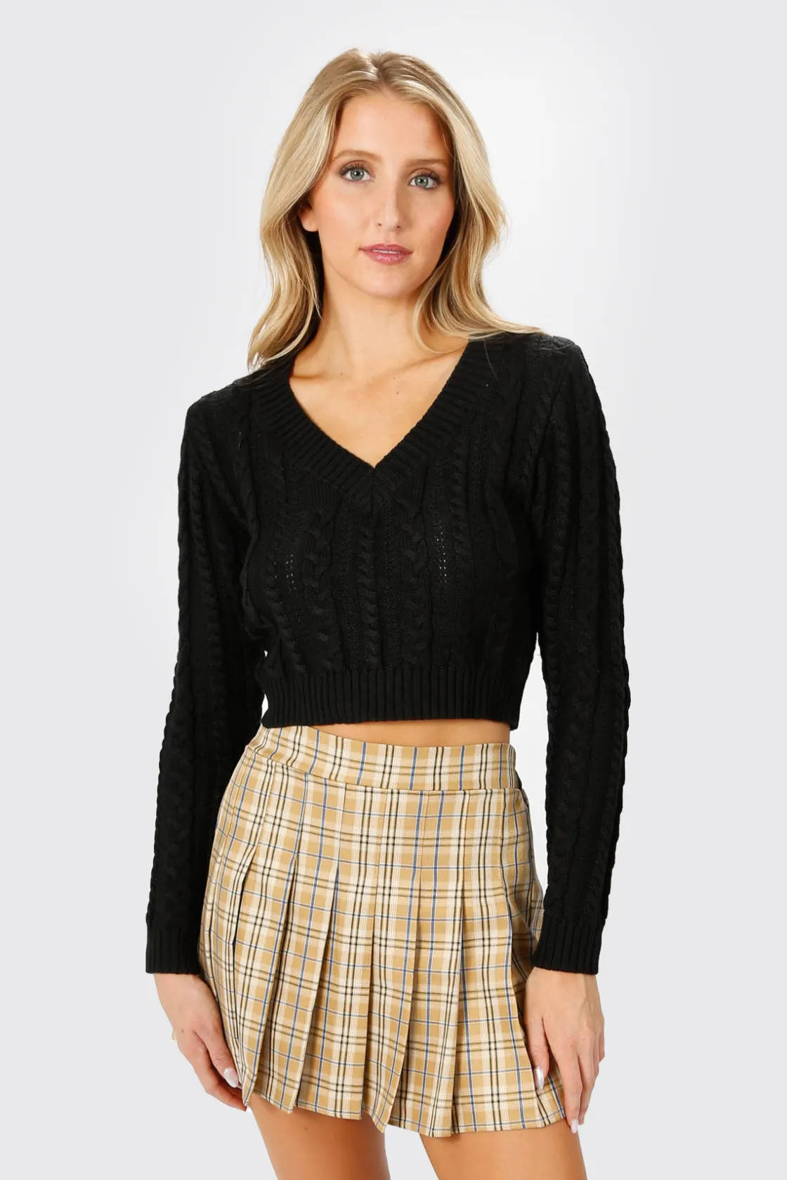 Tobi Jessenia Cable Knit Sweater - White