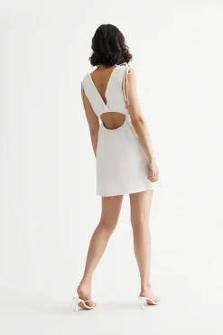 Tobi Jessie White Poplin Side Cutout Skater Dress