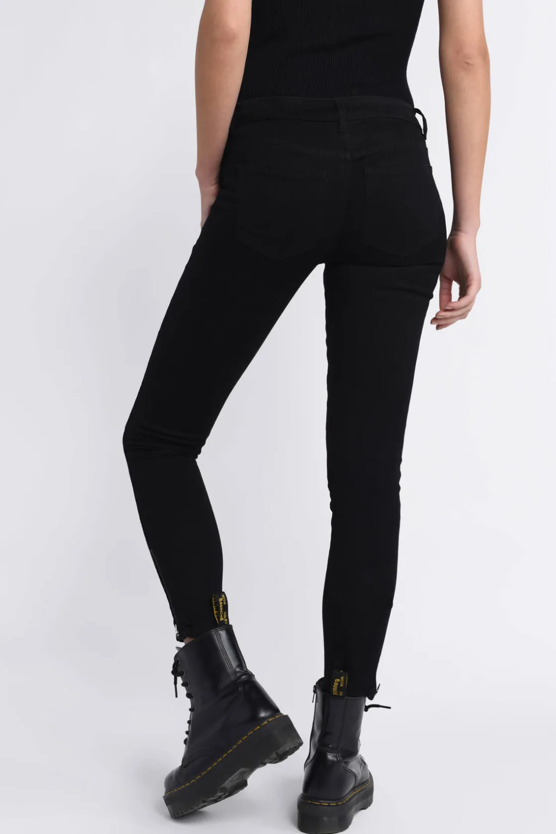 Tobi Kylie Flocked Pants -