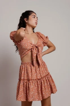 Tobi Lesly Floral Crop Top And Mini Skirt Set - Sage Blue