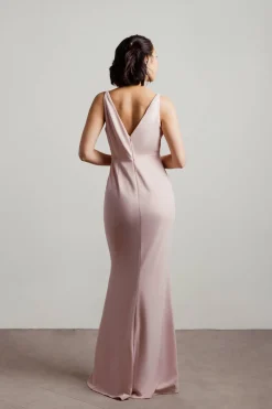 Tobi Lock It Down Deep V Mermaid Maxi Dress - Ivory