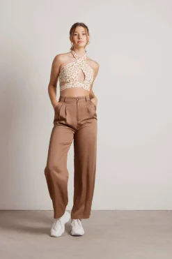 Tobi Look Around Crop Top -