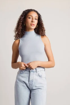 Tobi Neil Crop Top - Blue