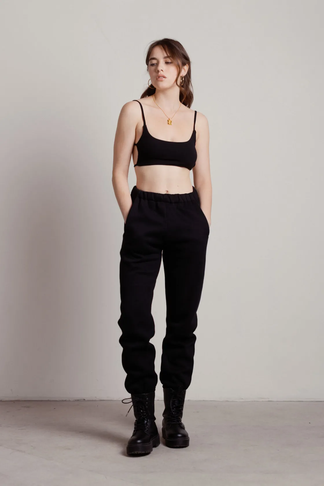 Tobi Nellie Ribbed Crop Top And Sweatpants Set -