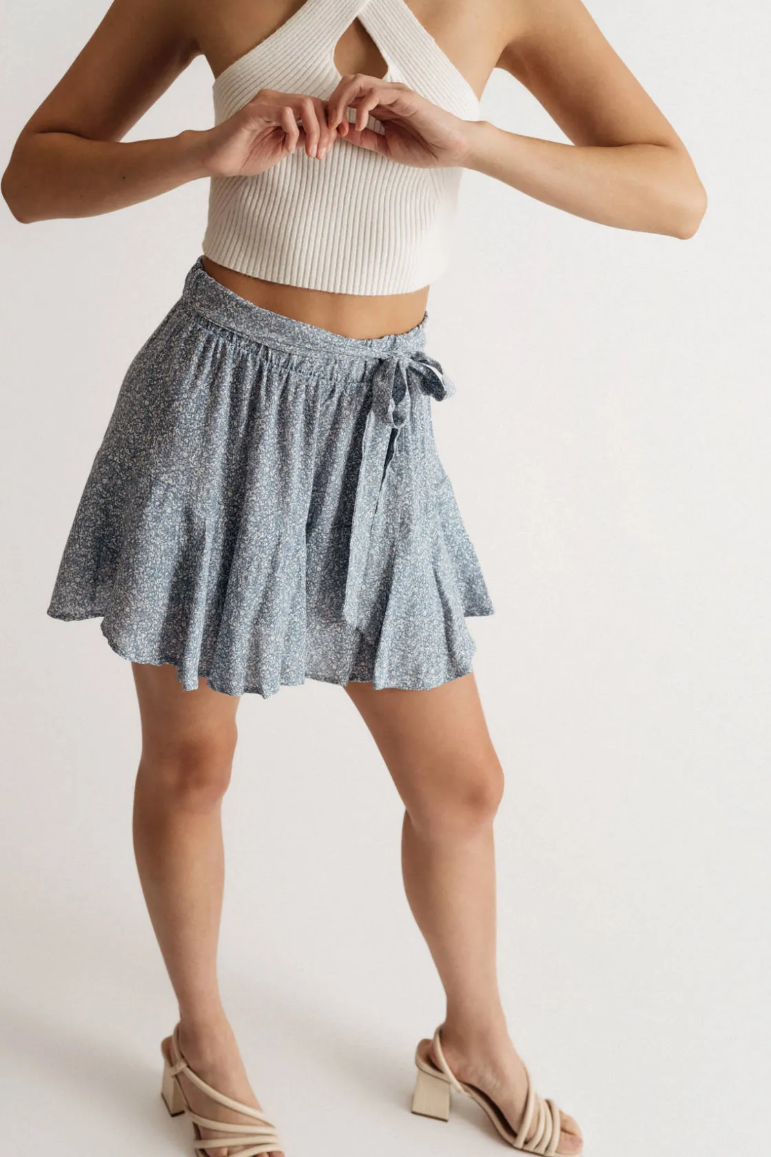 Tobi No Questions Floral Shorts - Blue