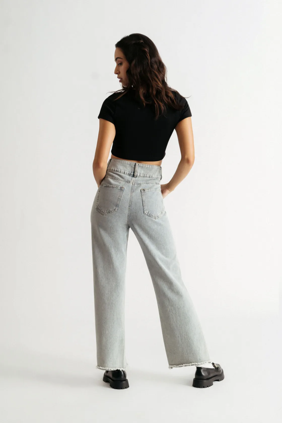 Tobi Nono Crop Top - Sand