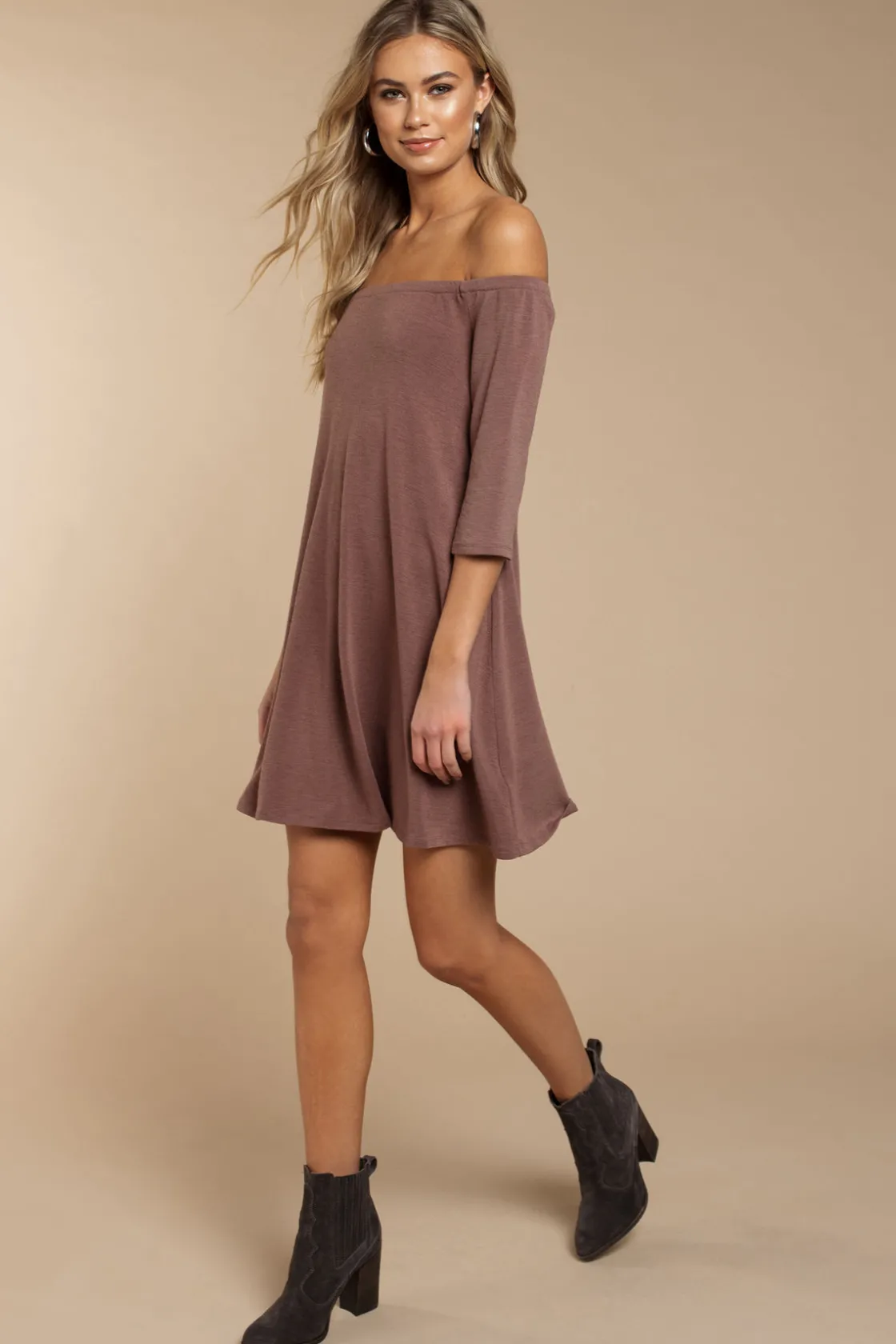 Tobi Olly Off The Shoulder Shift Mini Dress - Mauve