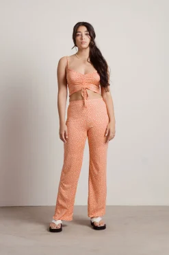 Tobi On My Mind Floral Crop Top And Pants Set -