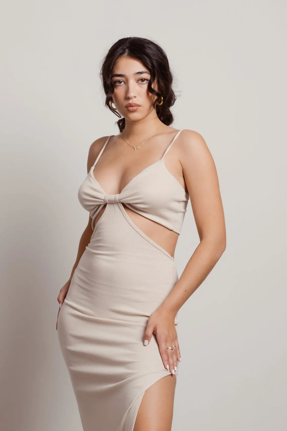 Tobi On The Nose Knotted Bust Cutout Midi Dress - Peach