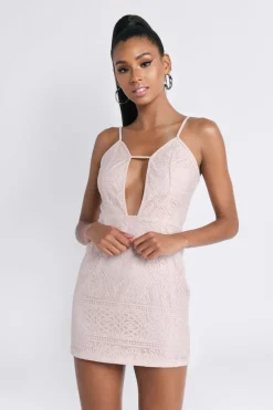 Tobi Out For The Day Plunging Bodycon Mini Dress - Wine