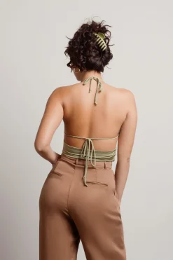 Tobi Panorama Crop Top - Amber
