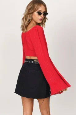 Tobi Raven Crop Top -