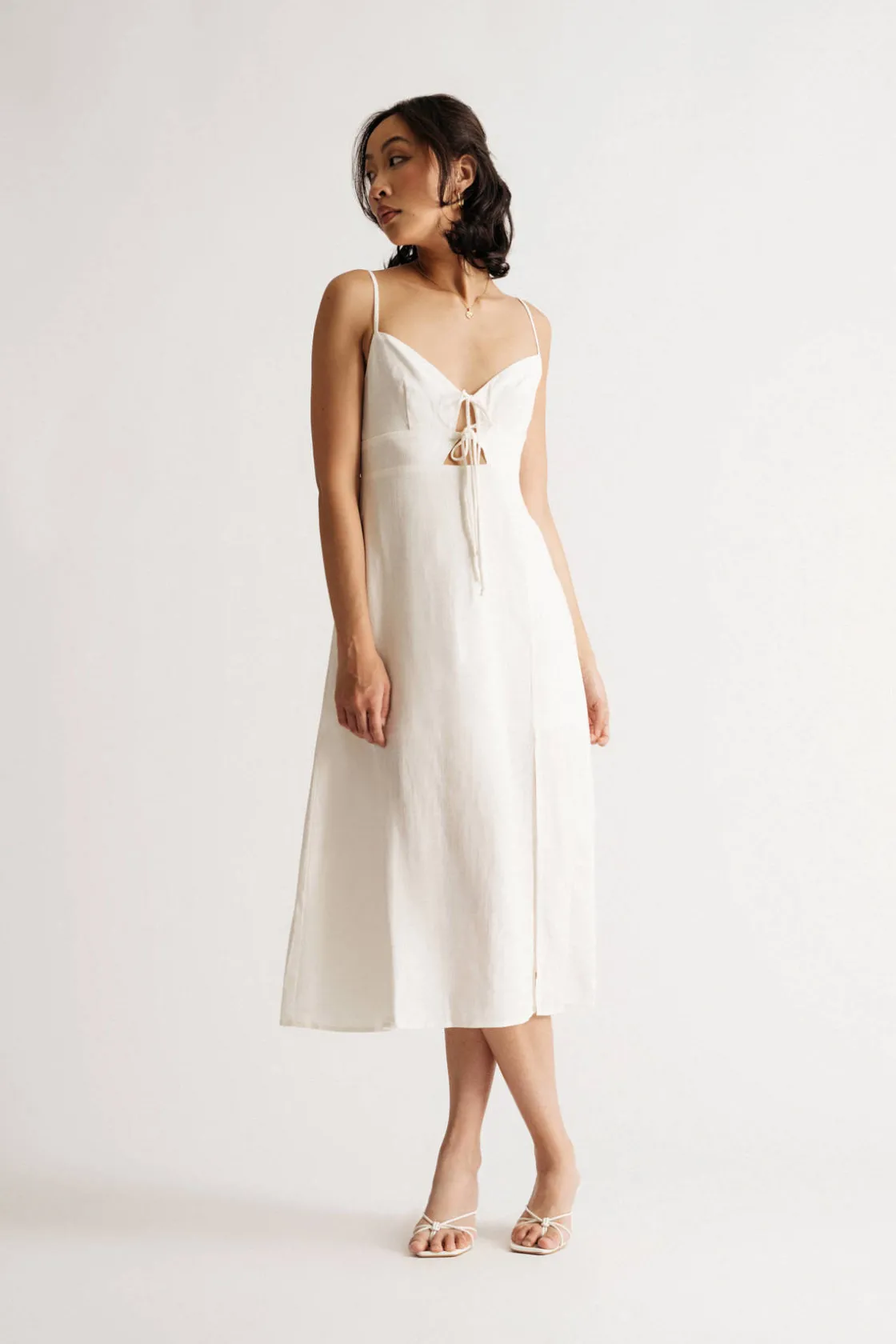 Tobi Rosalie Linen Front Tie Midi Dress