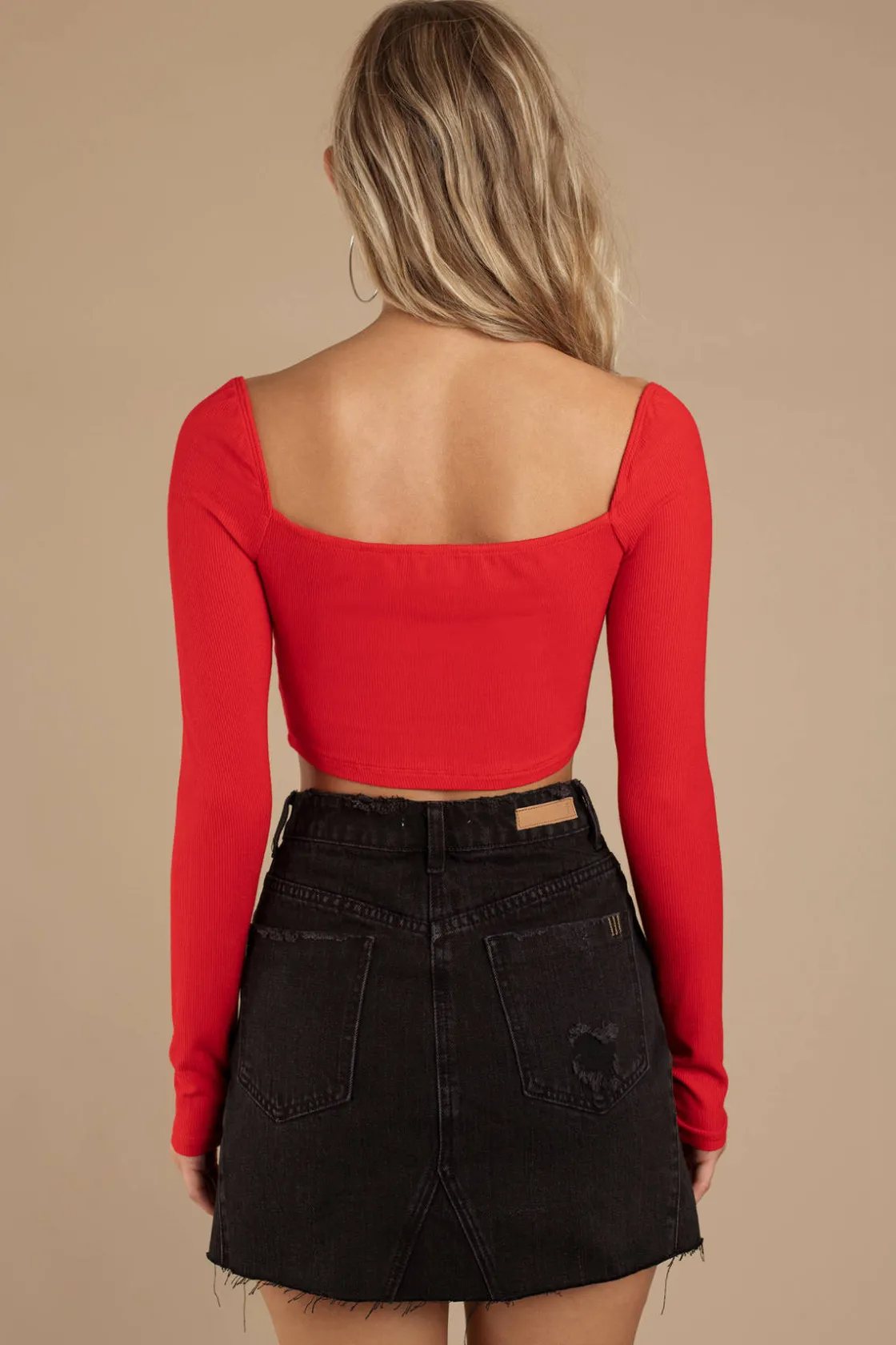 Tobi Side Note Crop Top - Black