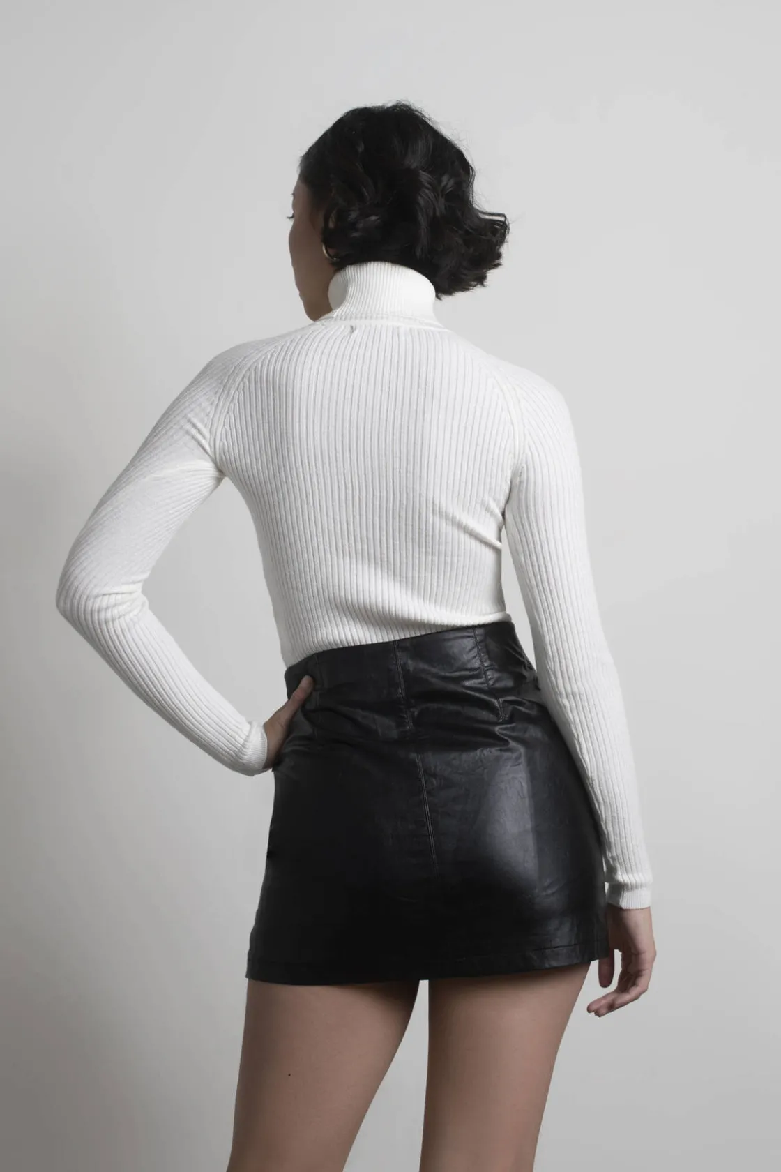 Tobi Stick Around Turtleneck Sweater - Dark Red