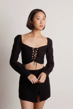 Tobi Sun Up Crop Top - Black