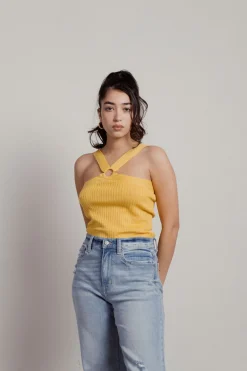 Tobi Sweet Honey Crop Top -