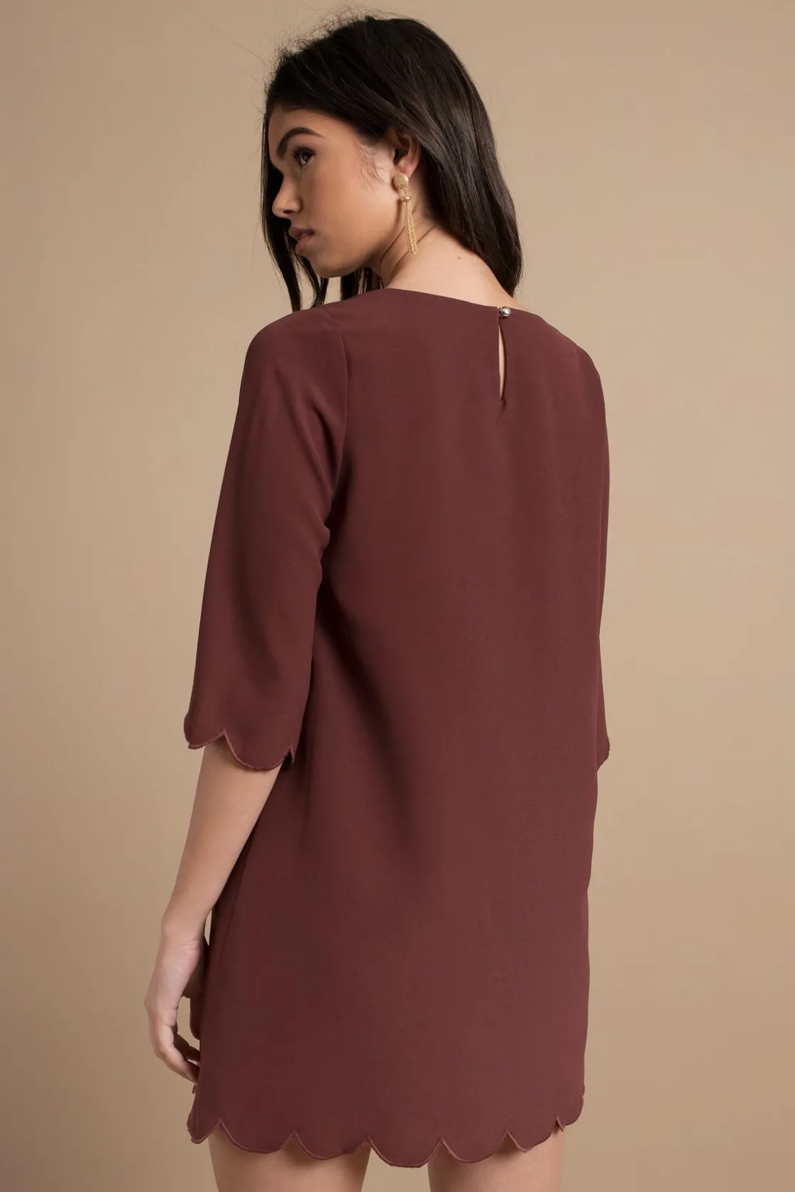 Tobi Sweetly Scalloped Shift Dress